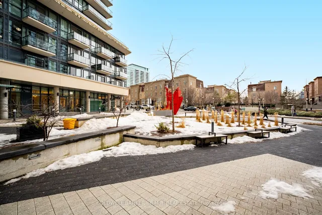 Additional image 37 of 49 East Liberty St Unit 2601