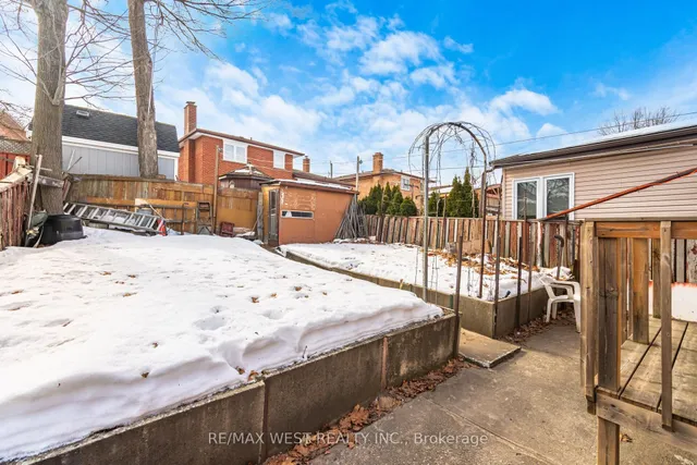 Additional image 37 of 79 Husband Dr