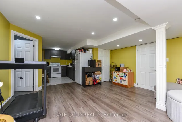 Additional image 39 of 23 HARTFORD Tr