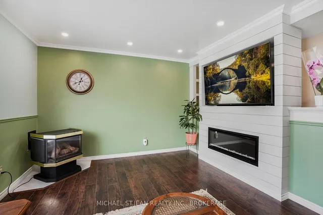 Additional image 4 of 66 Summercrest Dr Unit 3