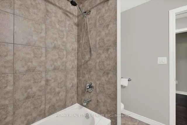 Additional image 25 of 94 IRWIN Ave