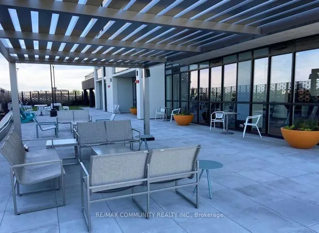 Additional image 19 of 60 Charles St Unit 2307