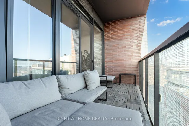 Additional image 31 of 383 Sorauren Ave Unit 802