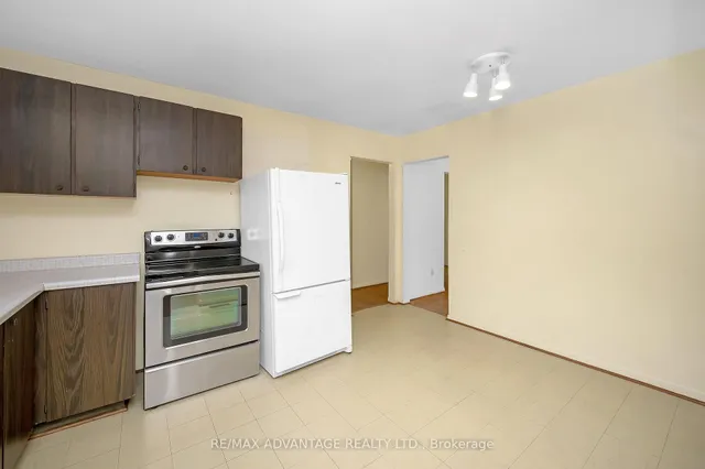 Additional image 14 of 579 Galway Dr