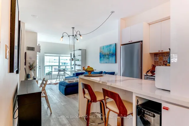 Additional image 7 of 600 Queens Quay Unit 606