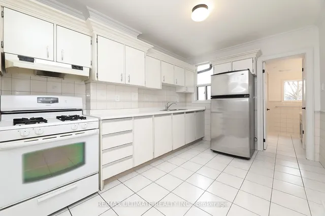 Additional image 14 of 161 Concord Ave