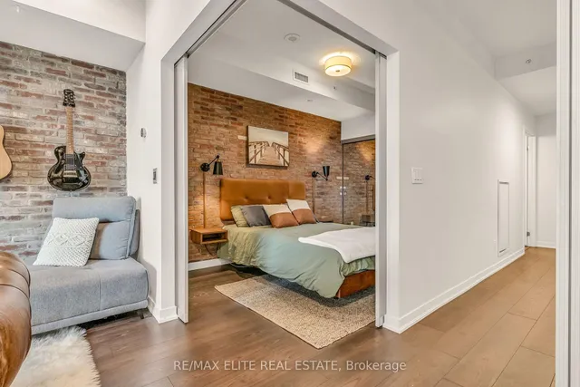 Additional image 22 of 51 East Liberty St Unit 715