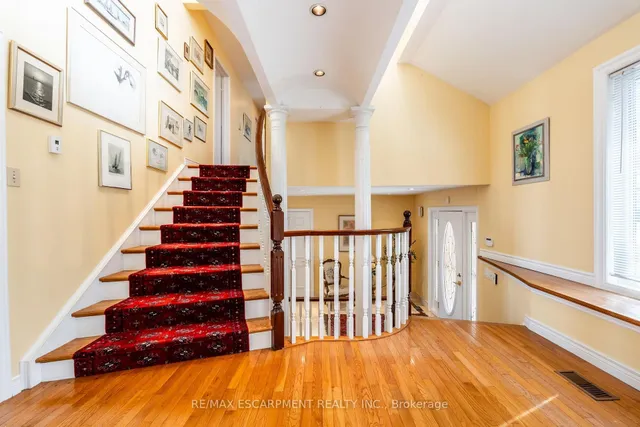 Additional image 25 of 887 MONTGOMERY Dr