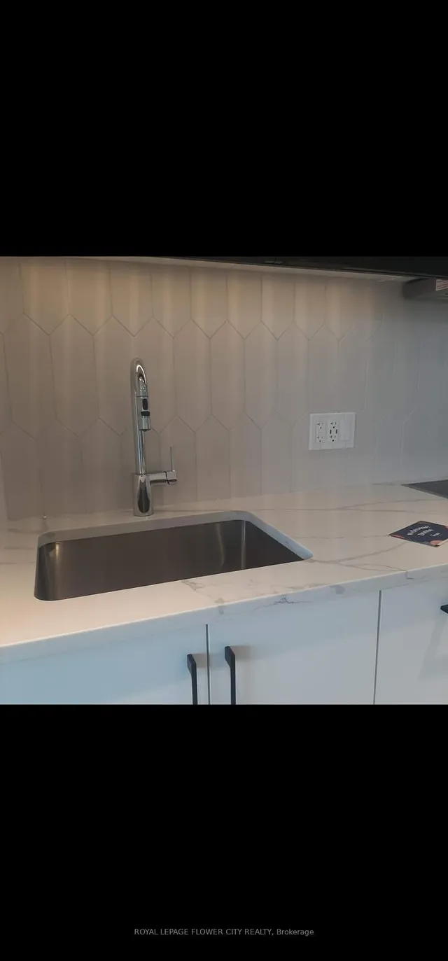 Additional image 12 of 741 King St Unit 309