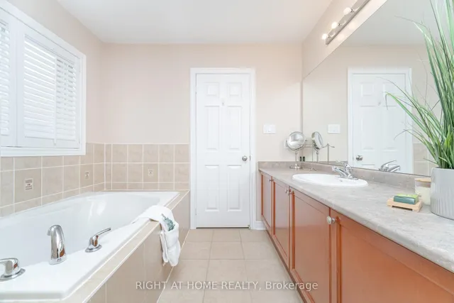 Additional image 20 of 19 Alice Springs Cres