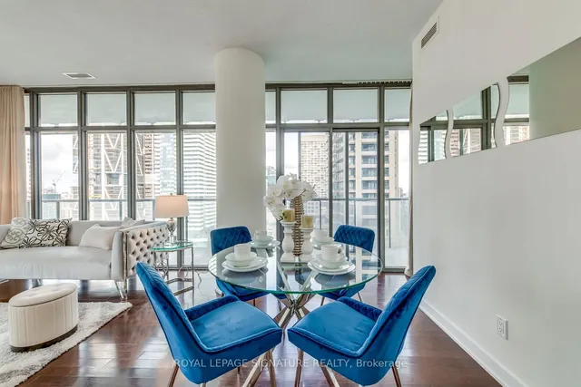 Additional image 9 of 33 Charles St Unit 2009