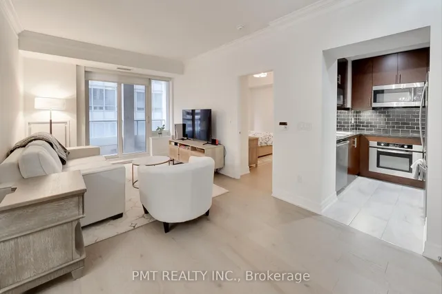 Additional image 15 of 35 Balmuto St Unit 708