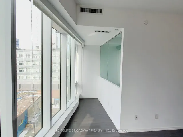 Additional image 15 of 197 Yonge St Unit 1714