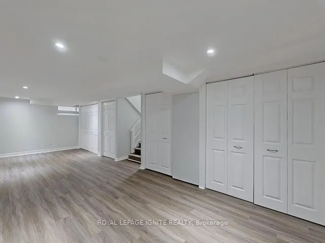 Additional image 20 of 47 Marthclare Ave