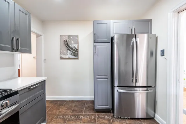 Additional image 20 of 2305 Wagner Cres