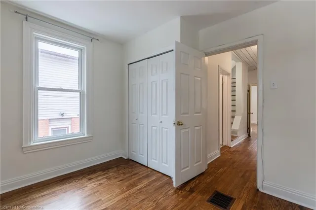 Additional image 34 of 280 Bold St