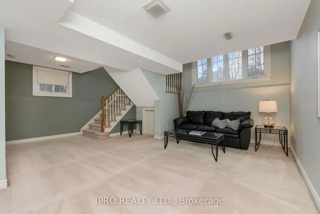 Additional image 39 of 93 Hartnell Sq