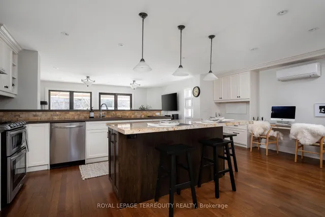 Additional image 34 of 489 Glenlake Ave