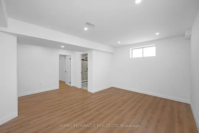 Additional image 28 of 38 Sexton Cres