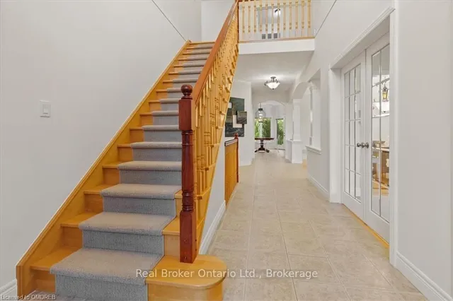 Additional image 16 of 45 Pioneer Tower Cres