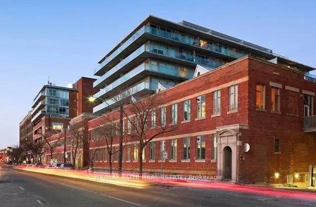 Additional image 31 of 201 Carlaw Ave Unit 412