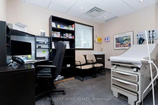 Additional image 20 of 267 Finch ave west N/A