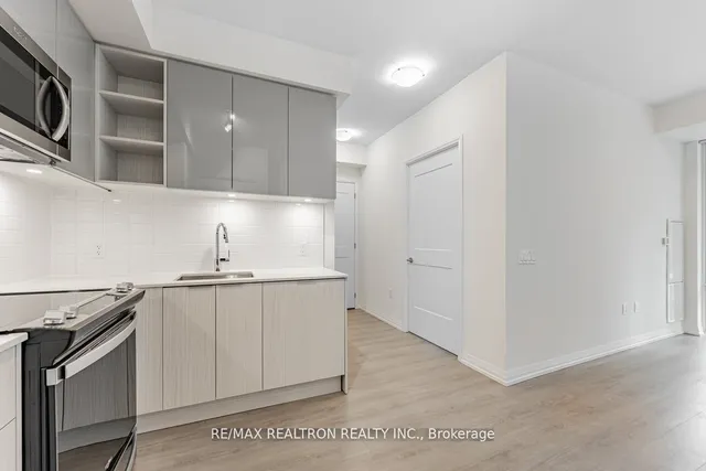 Additional image 8 of 25 Holly St Unit 710