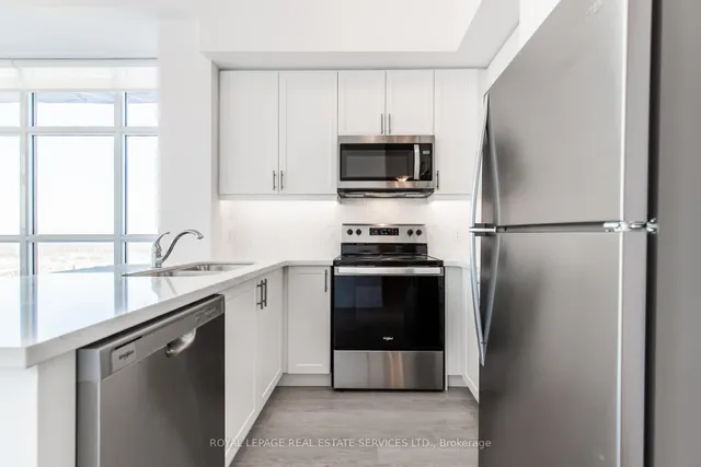 Additional image 7 of 460 Dundas St Unit 1205