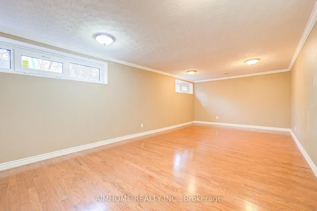 Additional image 39 of 12 Sorrel Crt