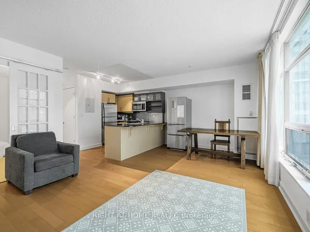 Additional image 6 of 350 Wellington St Unit 425