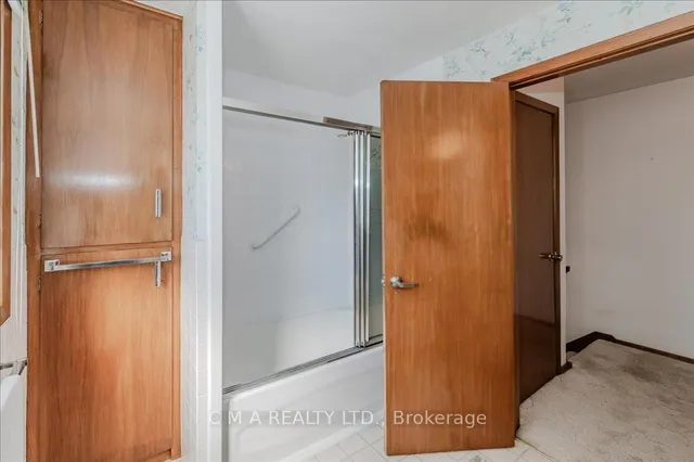 Additional image 23 of 395 Forest Hill Dr