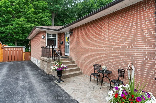 Additional image 4 of 8 Neapolitan Dr