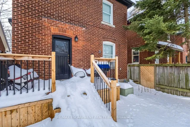 Additional image 25 of 84 South Oval