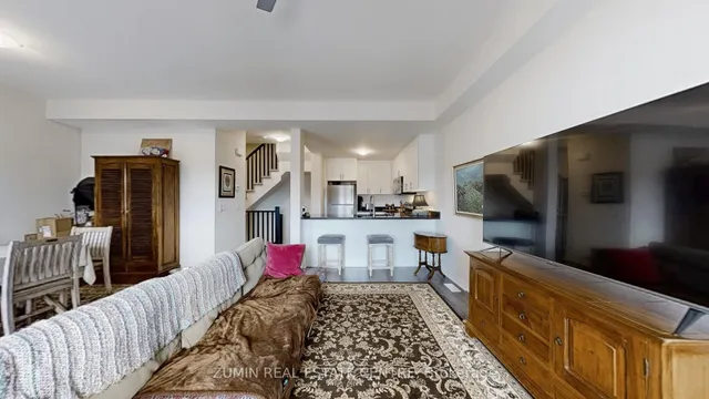 Additional image 6 of 13 Picardy Dr