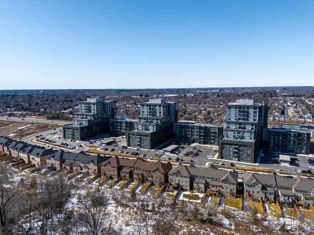 Additional image 32 of 450 Dundas St Unit 1002