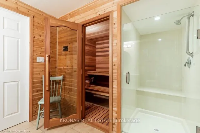 Additional image 33 of 212 SILVERBIRCH Blvd