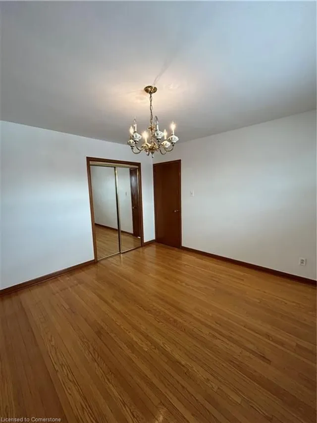 Additional image 19 of 85 Downsview Ave