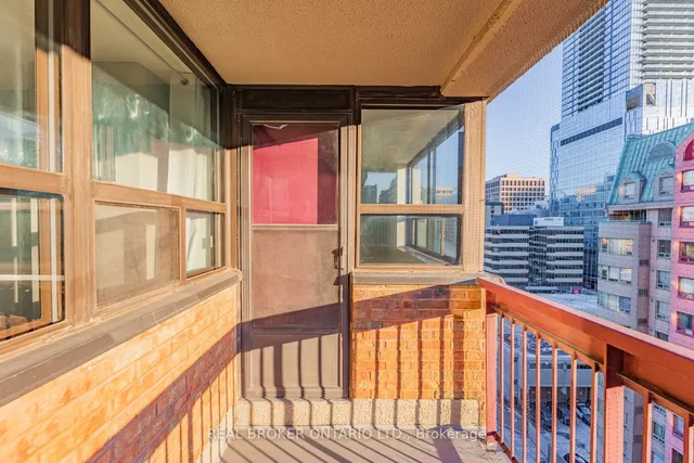 Additional image 21 of 120 Saint Patrick St Unit 1008