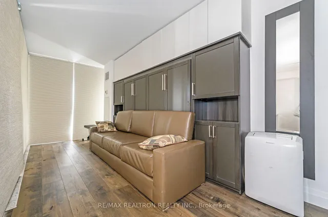 Additional image 25 of 2261 Lake Shore Blvd Unit 220