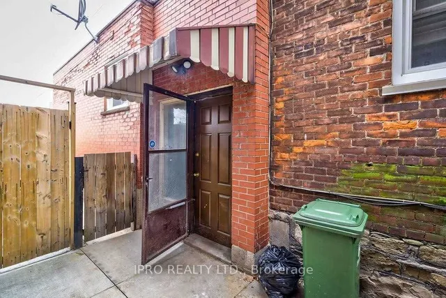 Additional image 37 of 219 Wentworth St