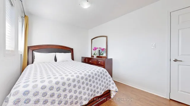 Additional image 22 of 37 Arkwright Dr