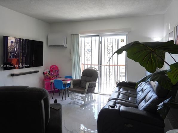 47 NW 47th Ave APT 11, Miami, FL 33126