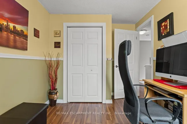 Additional image 30 of 1300 Upper Ottawa St Unit 49