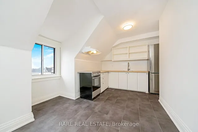 Additional image 25 of 216 Oakwood Ave