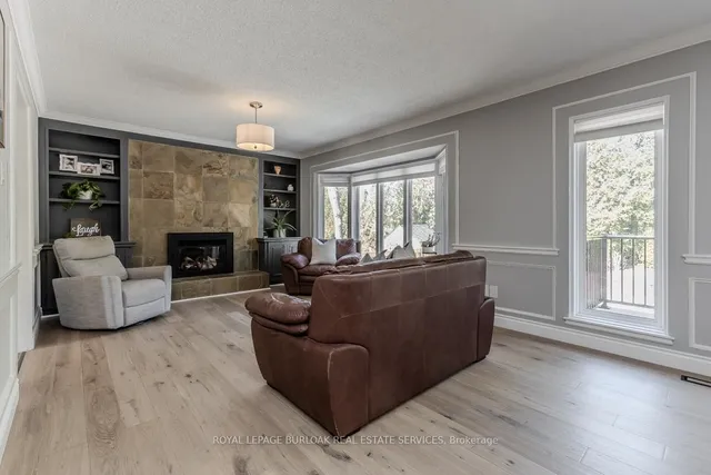 Additional image 24 of 2031 Foster Crt