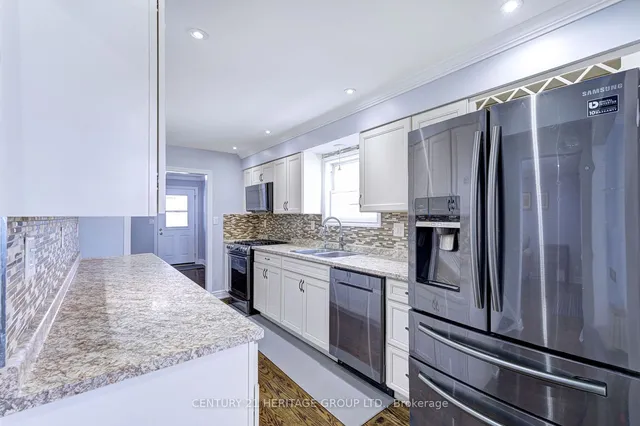 Additional image 19 of 37 Selkirk Ave