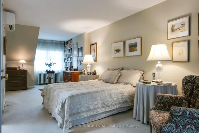 Additional image 36 of 40 Elgin Ave