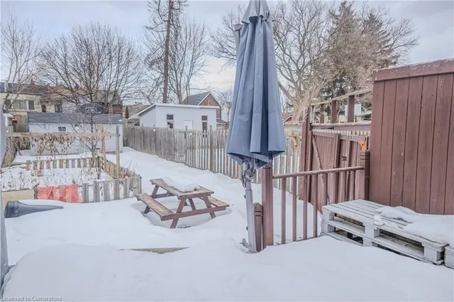 Additional image 8 of 24 Goldwin Ave