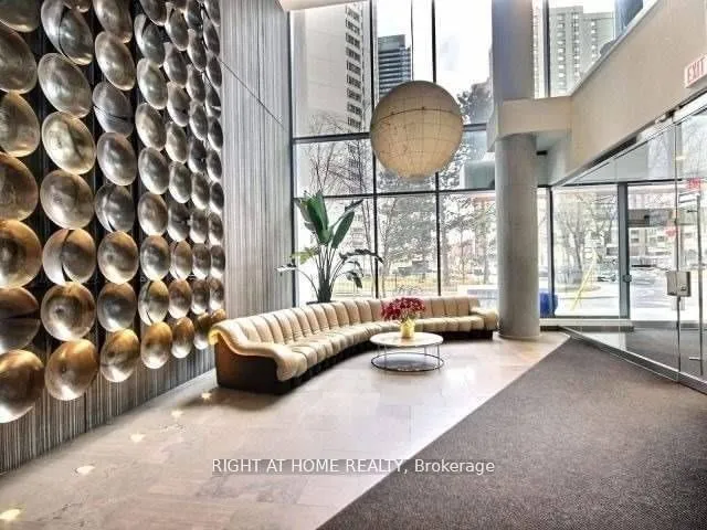 Additional image 2 of 75 St Nicholas St Unit 2401