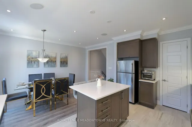 Additional image 10 of 3035 Creekshore Common N/A